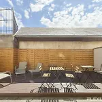 Charming 20M Studio In Paris 20 With Shared Terrace